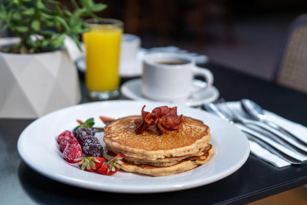 Fulton Business Luxury Hotel 과달라하라 외부 사진